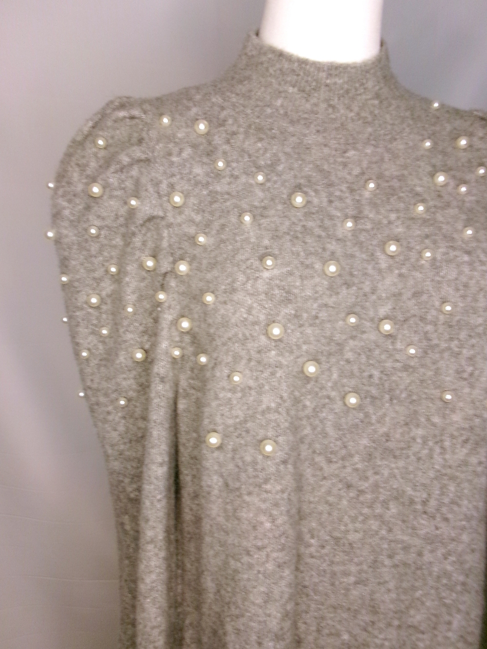 Ann Taylor Pearl Embellished Gray Puff Sleeve Midi Sweater Dress M